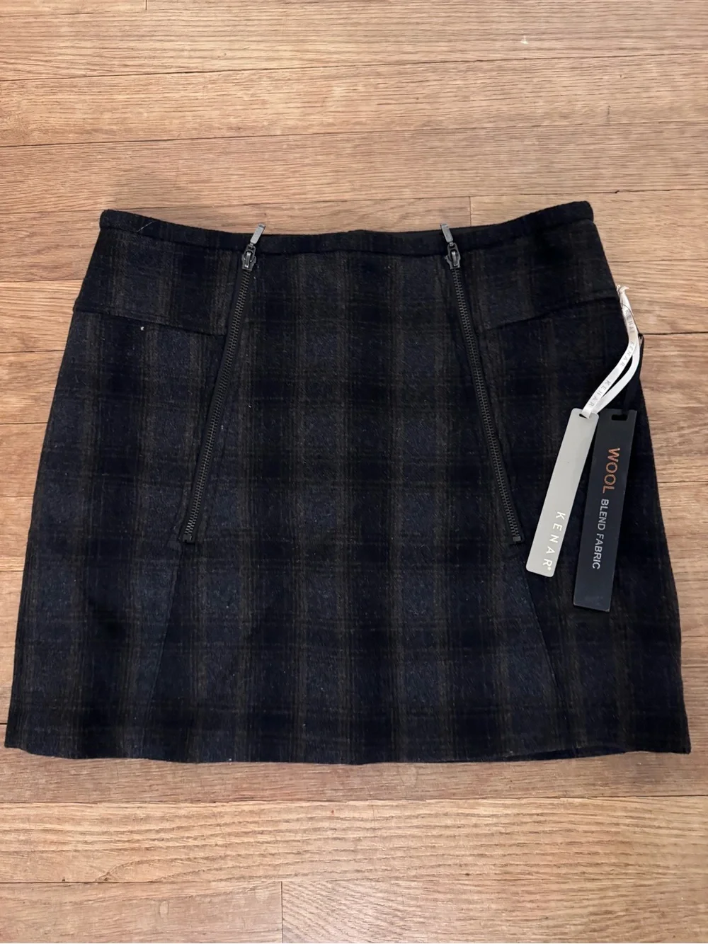 NWT Kenar Women's Black Brown Plaid Wool Blend Mini A-Line Skirt - Size 2  b22